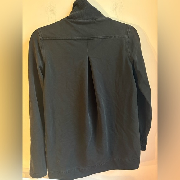 Lululemon Belle wrap black size 2 women’s - Picture 3 of 6